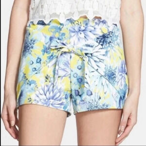 J.O.A front tie floral shorts